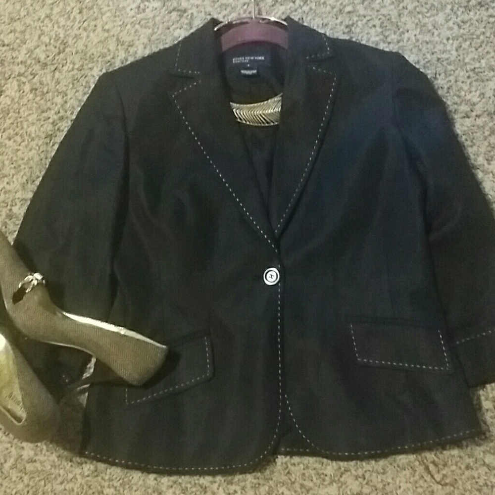 Black Jones New York Blazer